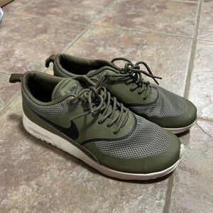 Nike Women’s AirMax Thea Sneakers